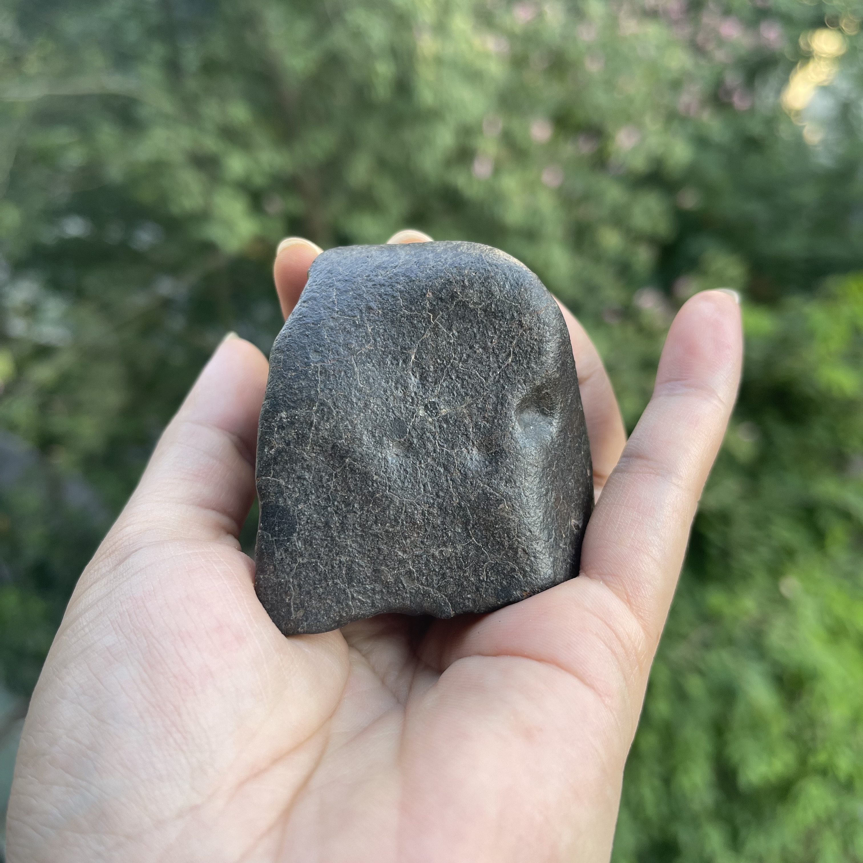 精美的陨石手把件